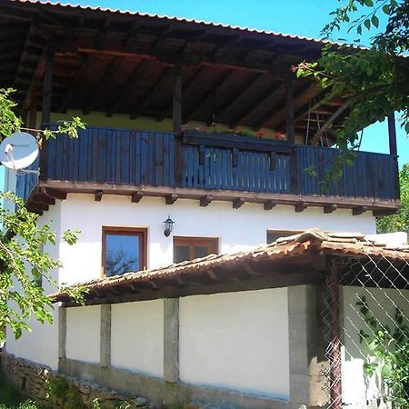 Guest House Yana Turkasheni Luaran gambar
