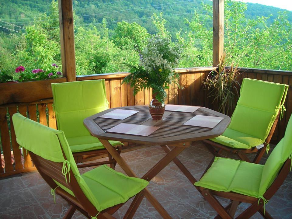 Guest House Yana Turkasheni Luaran gambar