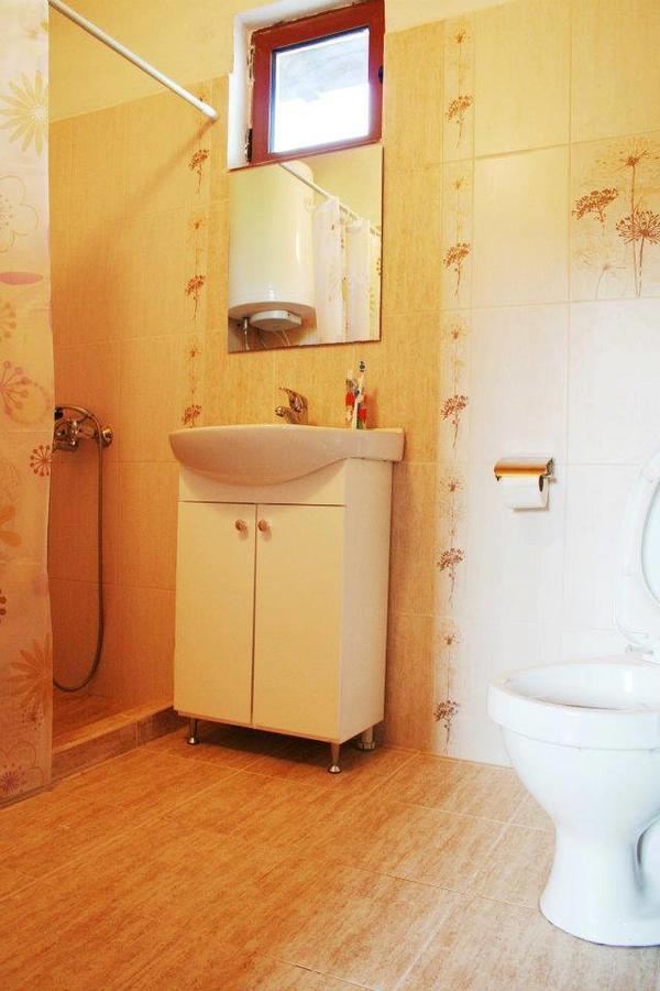 Guest House Yana Turkasheni Luaran gambar