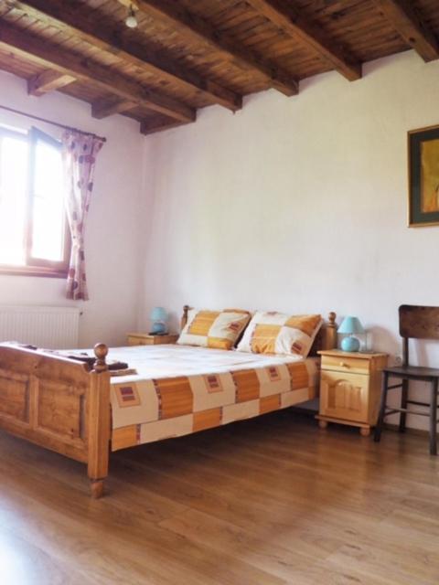 Guest House Yana Turkasheni Luaran gambar